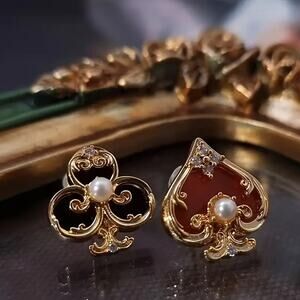 Vintage Style Royal Playing Card Suit Spade & Club Asymmetrical Studs Earrings